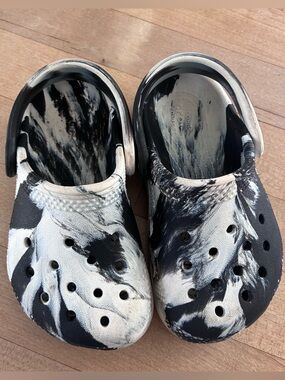 Black & White Marble Crocs - toddler size 6